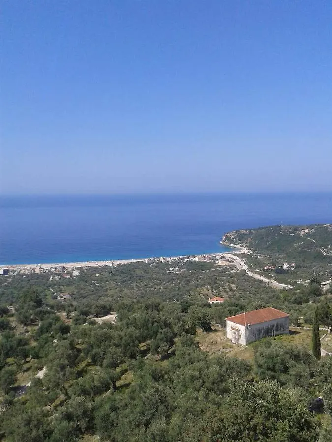 Janis Castle Apartment Himare